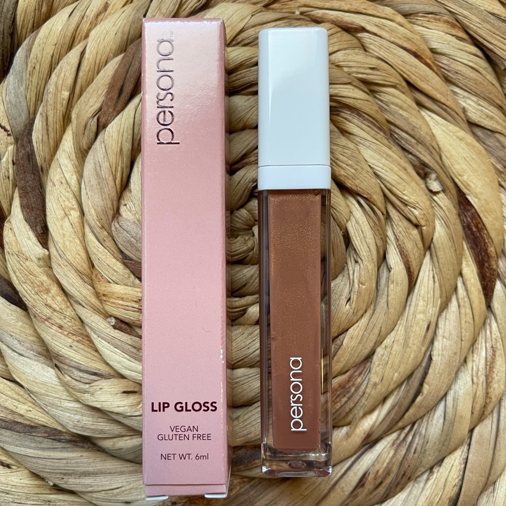 Persona lip gloss